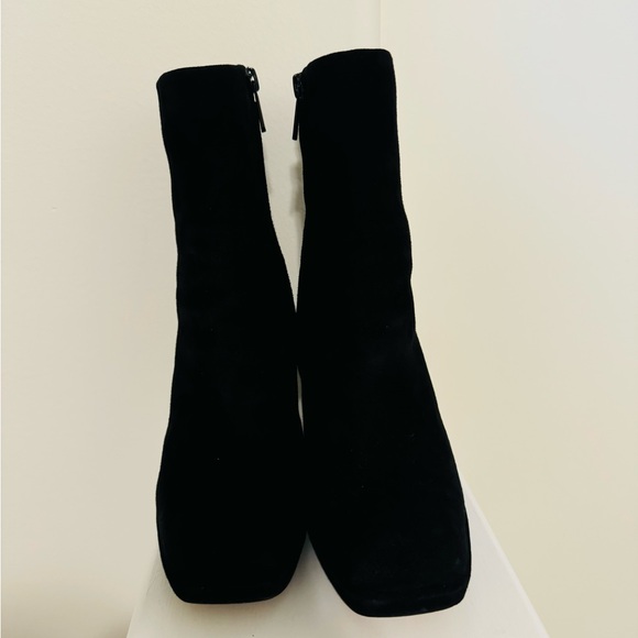 Sam Edelman Black Suede Ankle Boots - Picture 2 of 4